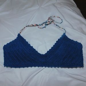 SUPER SUPER cute bikini top
